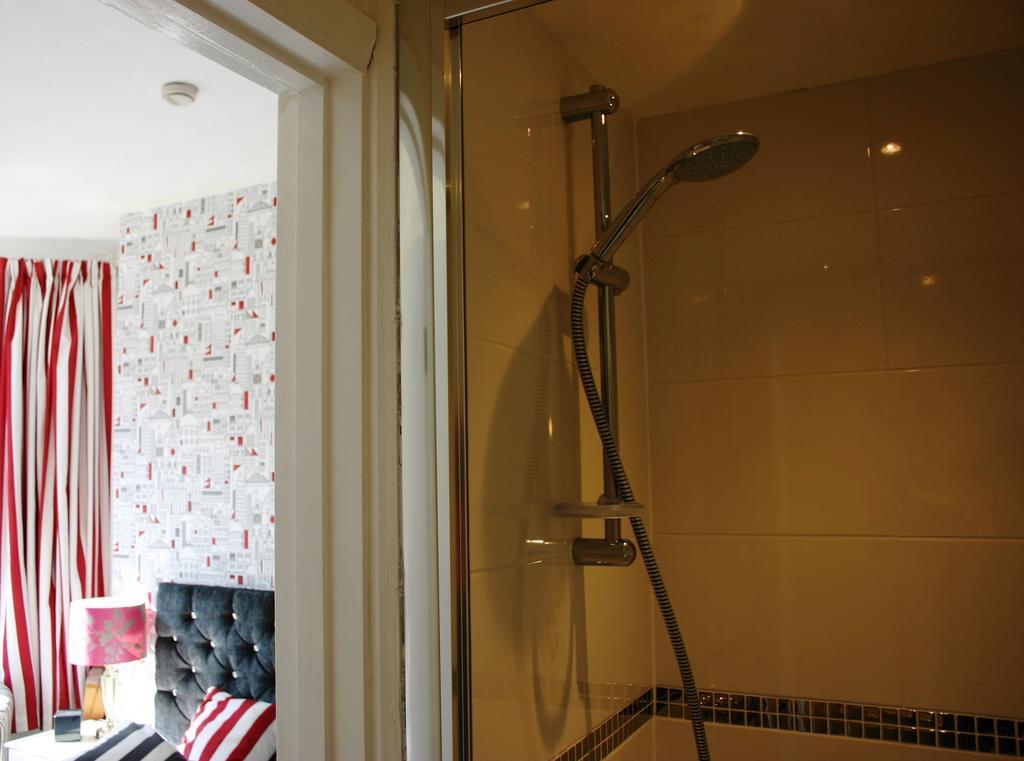 Cambridge House Guest House Eastbourne Room photo